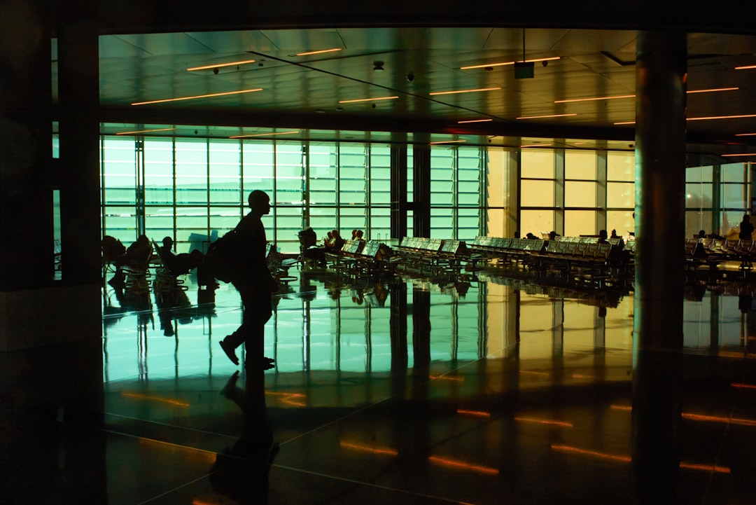 Why Leaving 5 Hours Early for LAX Gives You Peace of Mind (LA Koreatown Taxi)